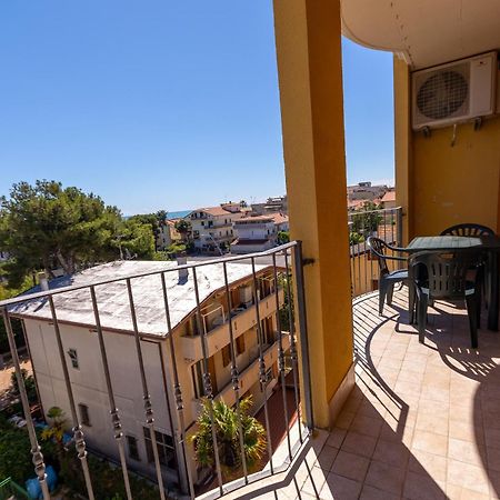 Residence Palazzo Sayonara Tortoreto Extérieur photo